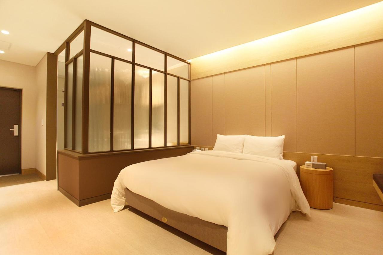 Bricks Hotel Сеул Экстерьер фото