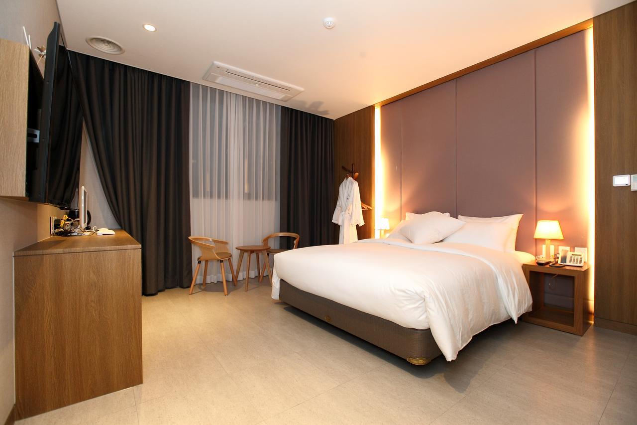 Bricks Hotel Сеул Экстерьер фото